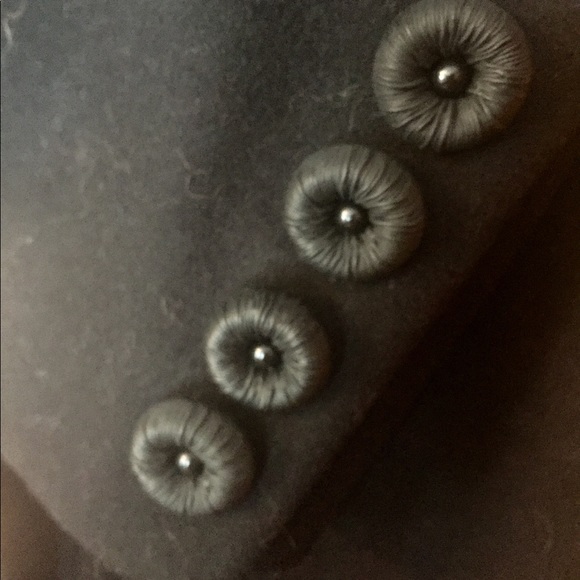 Beautiful black 100% wool coat - Picture 4 of 8